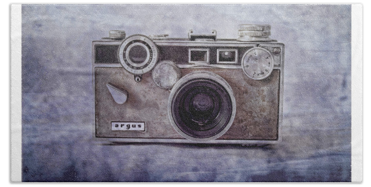 35mm Bath Towel featuring the photograph 1940's Vintage Argus Camera with Border by Tony Grider