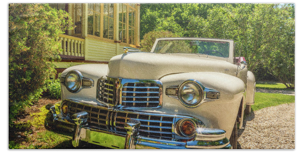 2016 Bath Towel featuring the photograph 1948 Lincoln convertible by Ken Morris