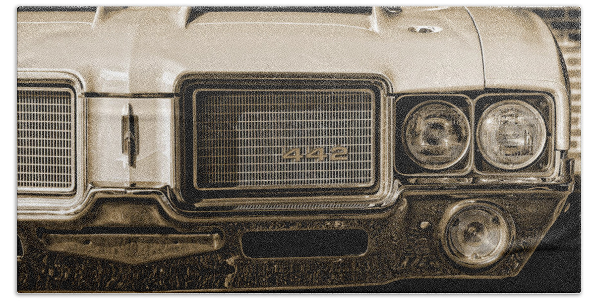 1972 Bath Towel featuring the photograph 1972 Olds 442 - Sepia by Gordon Dean II