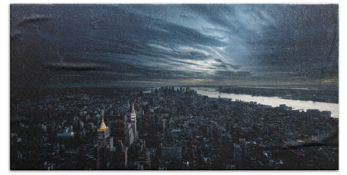 New York Bath Towel featuring the photograph New York #2 by Jackie Russo