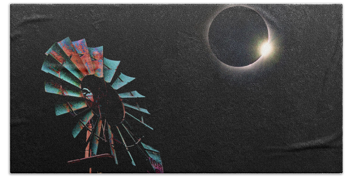 2017 Total Eclipse Bath Towel featuring the photograph 2017 Total Eclipse Central Nebraska by Sylvia Thornton