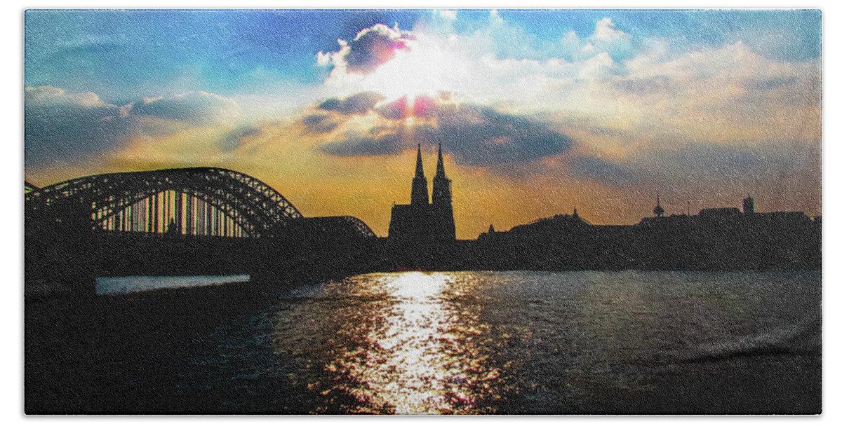 Cologne Hand Towel featuring the photograph Sunset #23 by Cesar Vieira