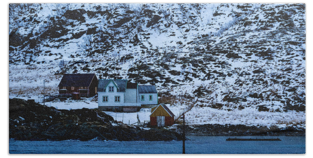 Norway Bath Towel featuring the photograph Norwegian Homes #3 by Mark Llewellyn
