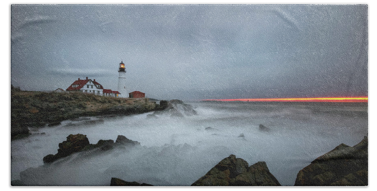 Maine Hand Towel featuring the photograph Portland Headlight #4 by Robert Clifford