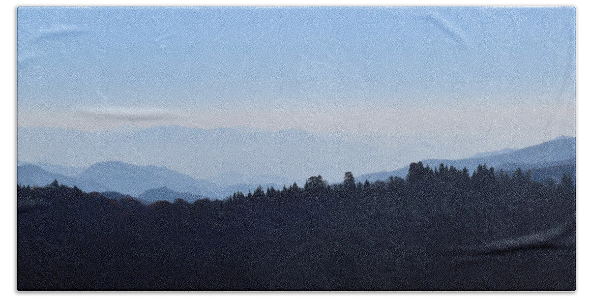 Smoky Hand Towel featuring the photograph Smoky Mountains #4 by Curtis Krusie