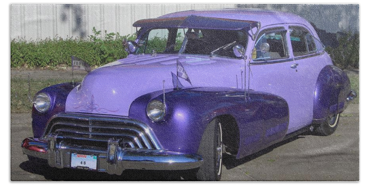 Oldsmobile Hand Towel featuring the photograph 48 Olds - Lavender Luxury Limo Limited by Lin Grosvenor
