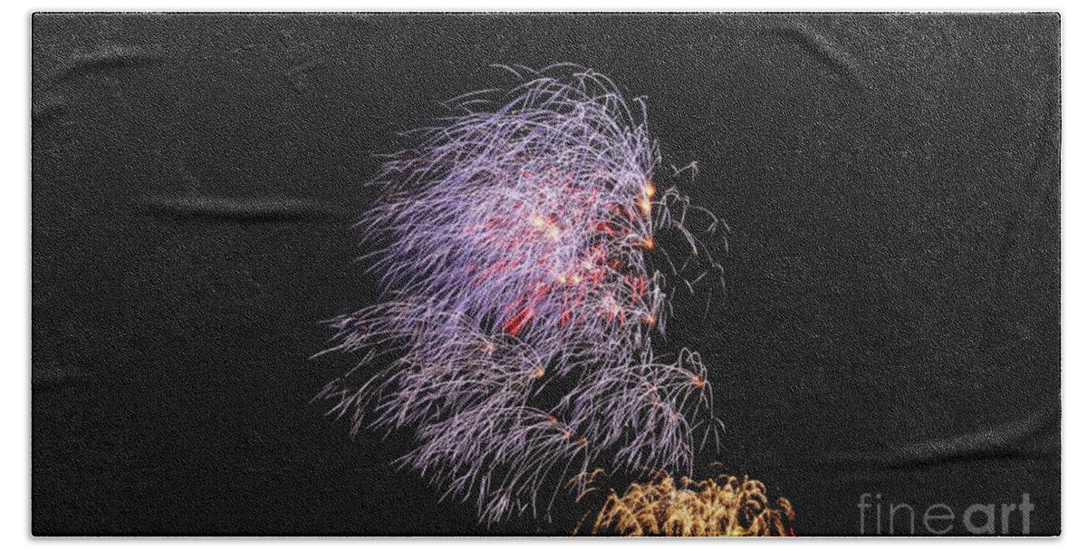 Fireworks Bath Towel featuring the photograph 4th of July - Bamboo Fireworks by Craig Wood