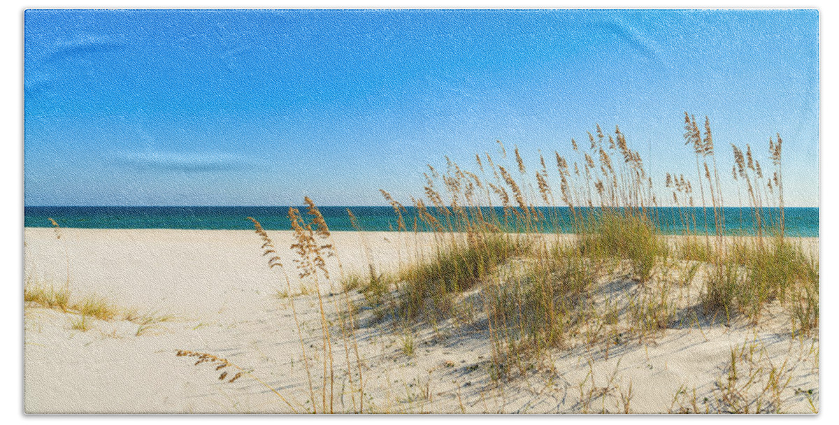Florida Bath Towel featuring the photograph Beautiful Beach by Raul Rodriguez