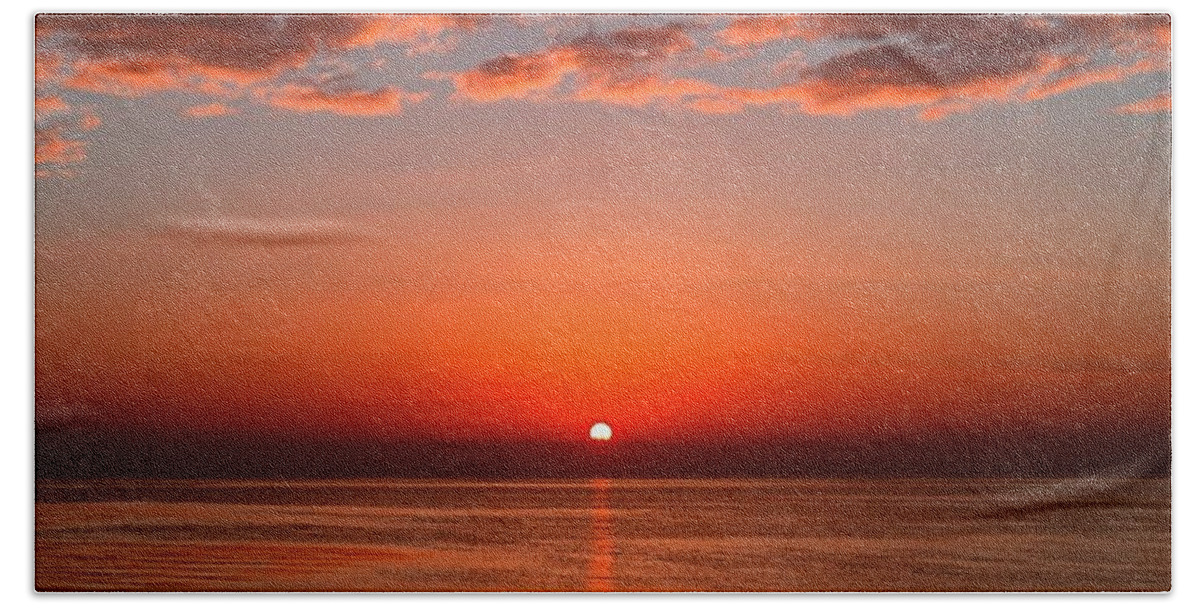 Sunset Bath Towel featuring the photograph Sunset #69 by Jackie Russo