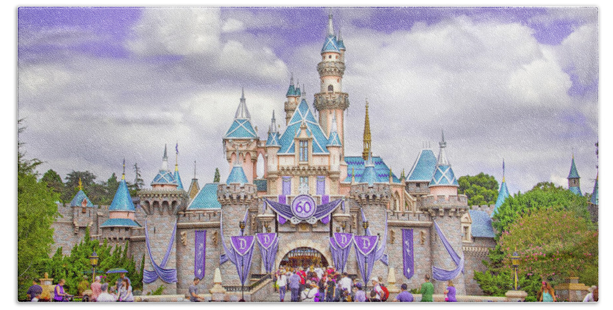 Sleeping Beauty Castle Bath Towel featuring the photograph A Beautiful Day in Disneyland by Mark Andrew Thomas