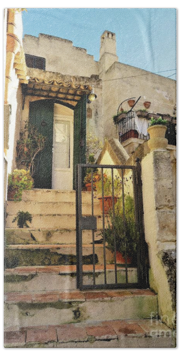 Matera Bath Towel featuring the photograph A Matera Stone Home by Laurie Morgan