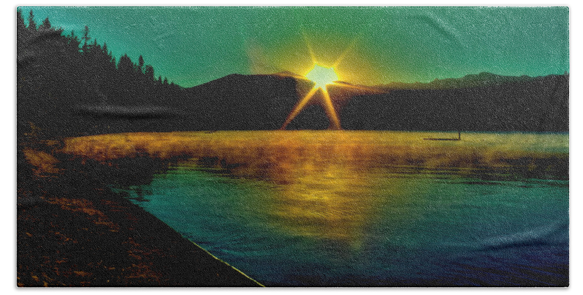 A Misty Sunrise On Priest Lake Hand Towel featuring the photograph A Misty Sunrise on Priest Lake by David Patterson