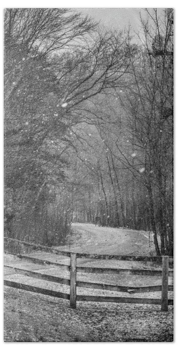 Daniel Boone National Forrest Hand Towel featuring the photograph A Snowy Lane by Randall Evans