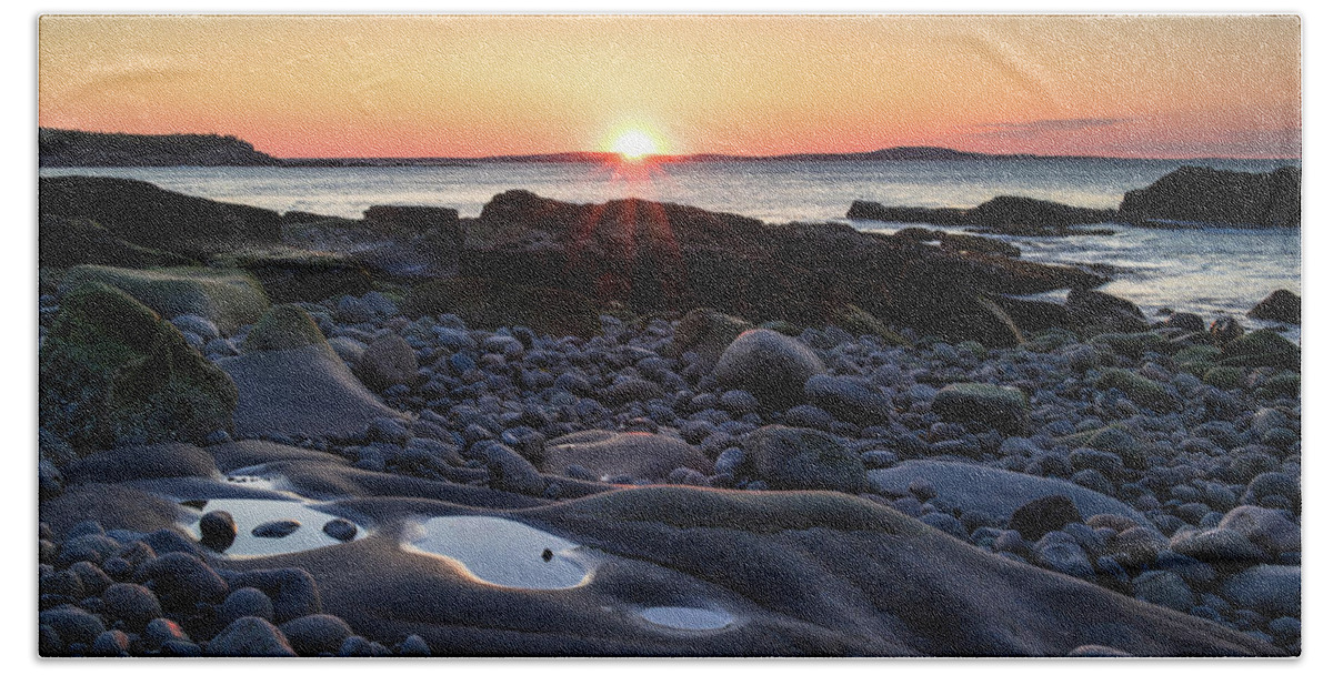 Sunrise Bath Towel featuring the photograph Acadian Sunrise by Holly Ross