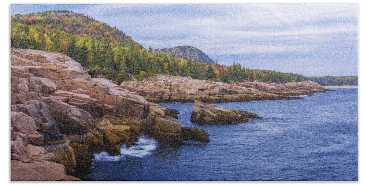 Acadia's Coast Bath Towel featuring the photograph Acadia's Coast by Chad Dutson