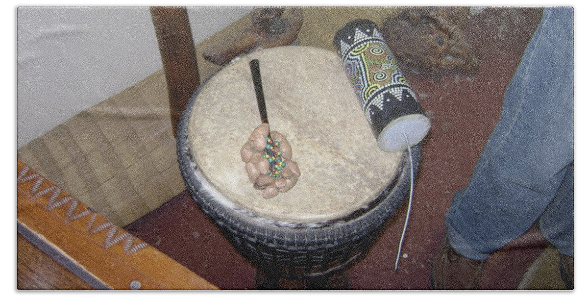 African Drum Bath Towel featuring the photograph African Drum by Moshe Harboun