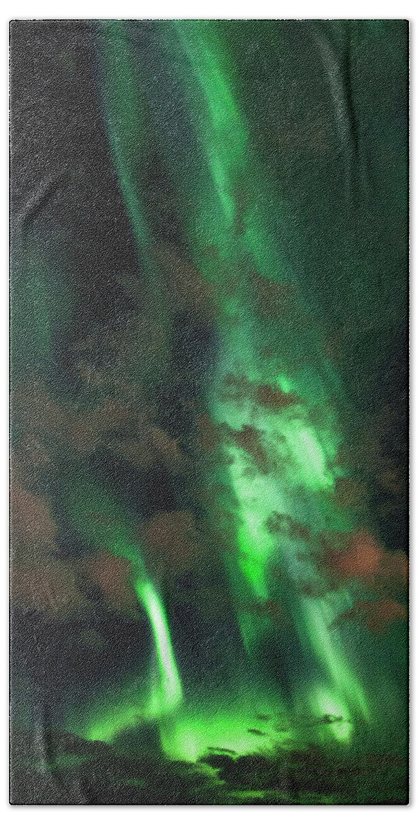 Alaska Hand Towel featuring the photograph Alaska Aurora Borealis by Scott Slone