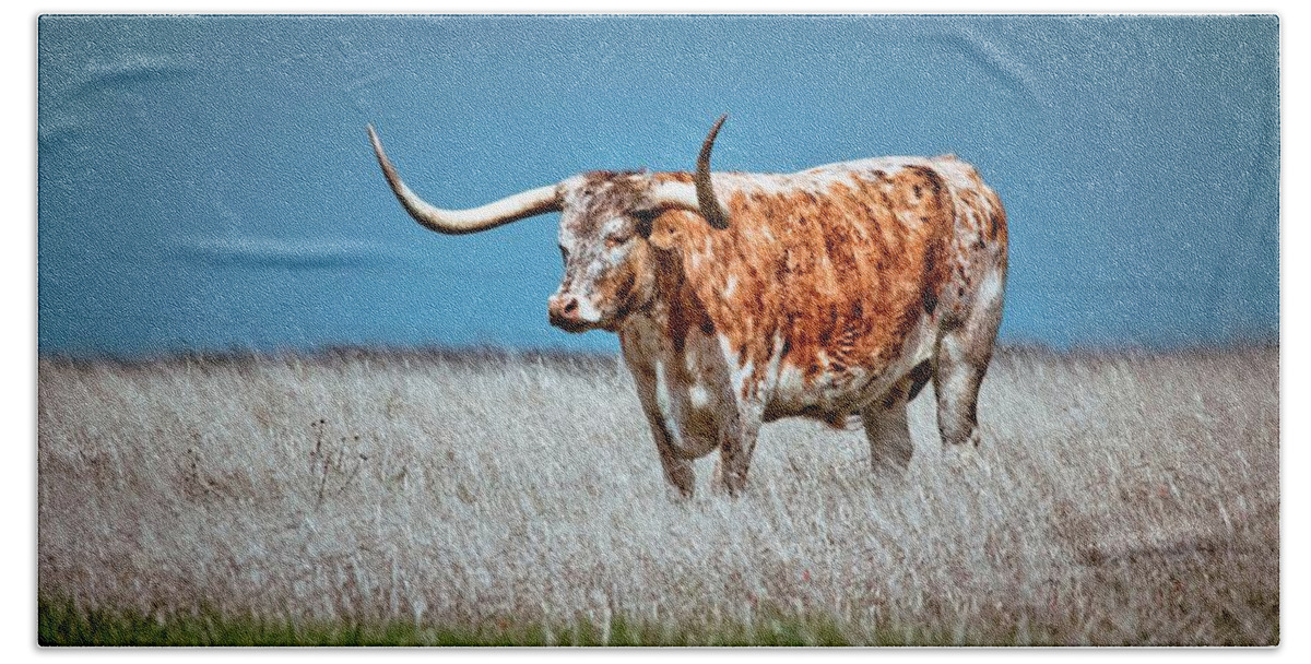 Longhorn Hand Towel featuring the photograph Alone on the Trail by Linda Unger