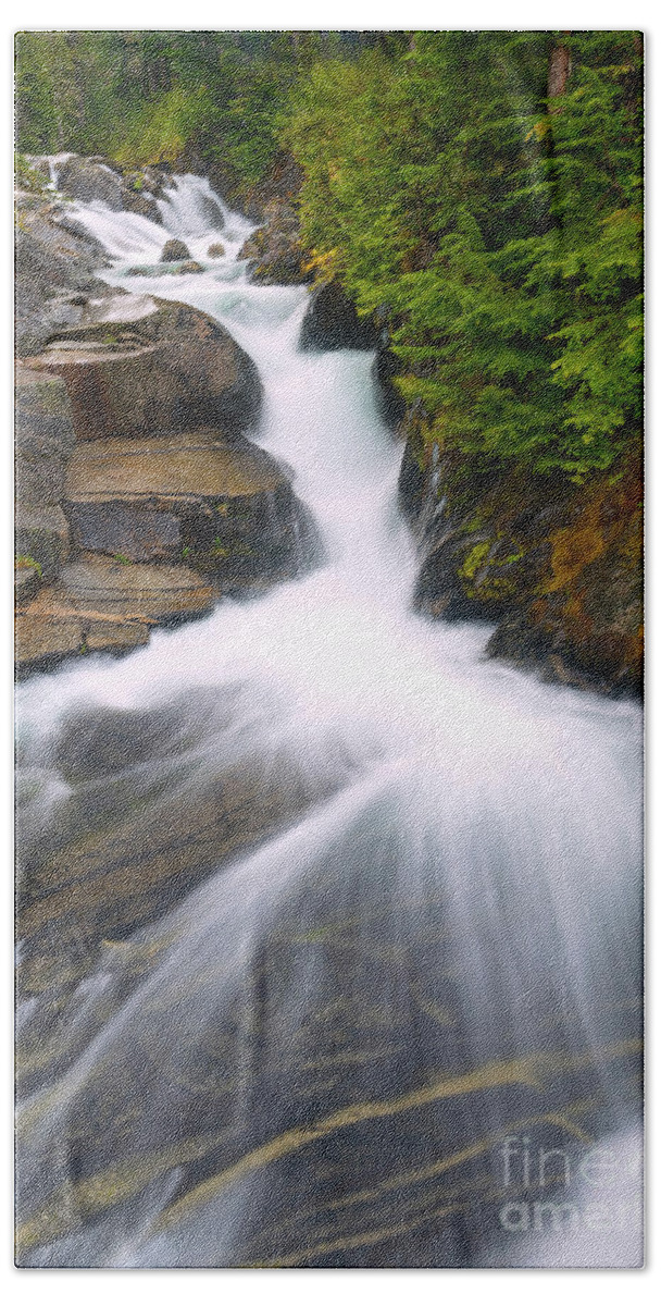 Waterfall Bath Towel featuring the photograph Alpine Rush by Michael Dawson