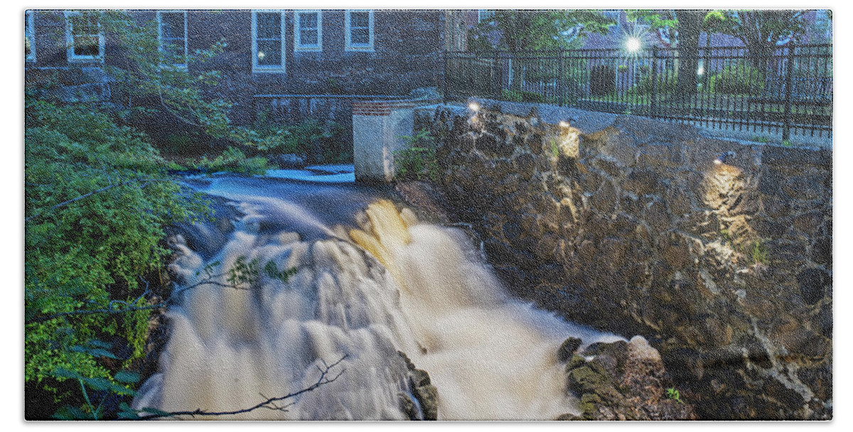 Amesbury Bath Towel featuring the photograph Amesbury MA Waterfall Powwow River LE by Toby McGuire