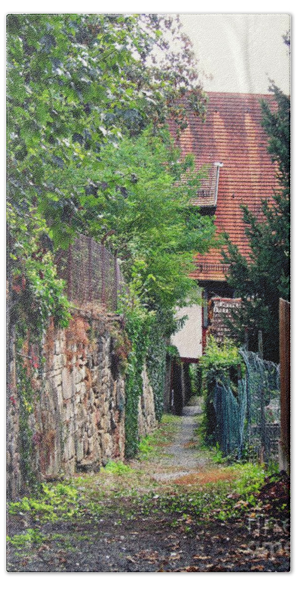 Schwaigern Hand Towel featuring the photograph An Alley in Schwaigern by Sarah Loft