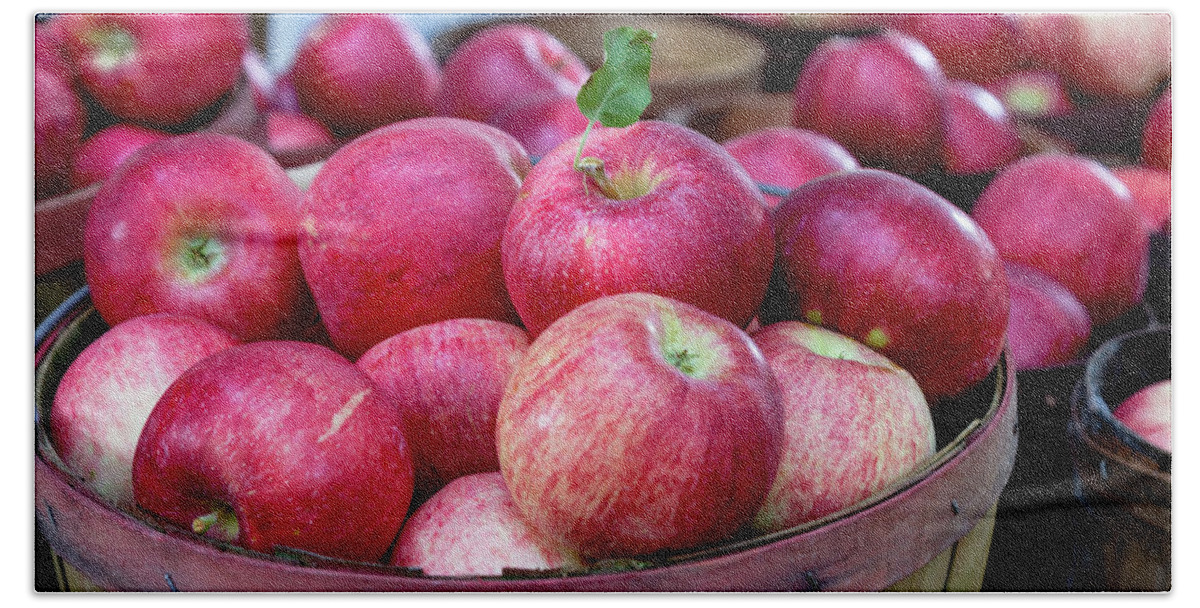 Apples Bath Towel featuring the photograph Apples Apples Apples by Teri Virbickis