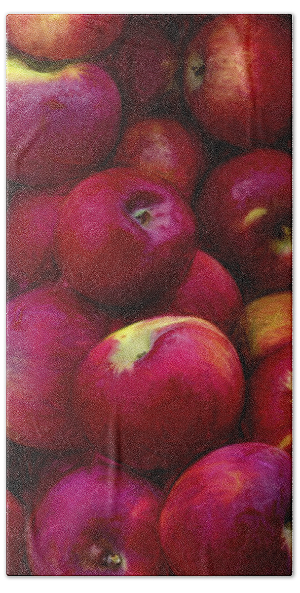 Apple Hand Towel featuring the photograph Apples by George Robinson