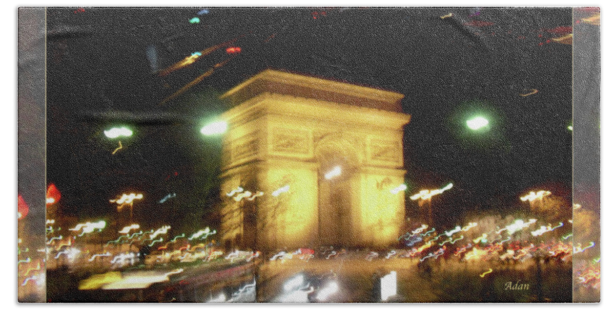 Paris Bath Towel featuring the photograph Arc de Triomphe by Bus Tour Greeting Card Poster v2 by Felipe Adan Lerma