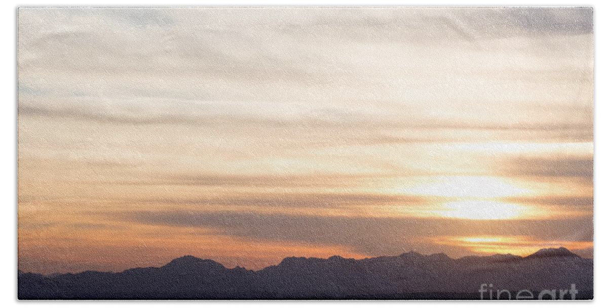 Sunset Hand Towel featuring the photograph Arizona Sunset - 1 by Billy Bateman
