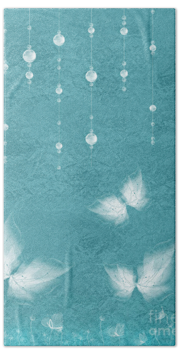 Butterfly Hand Towel featuring the digital art Art en Blanc - s11bt01 by Variance Collections