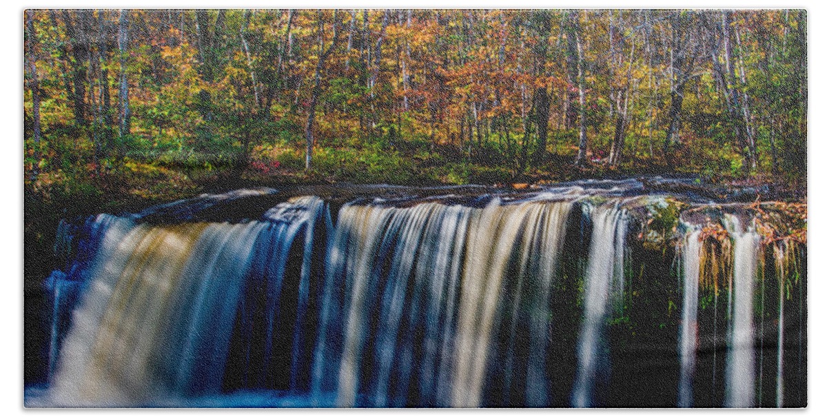Flowing Hand Towel featuring the photograph Autumn Afternoon at Wolf Creek by Rikk Flohr