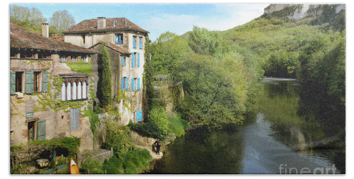 France Hand Towel featuring the photograph Aveyron river in Saint-Antonin-Noble-Val by RicardMN Photography