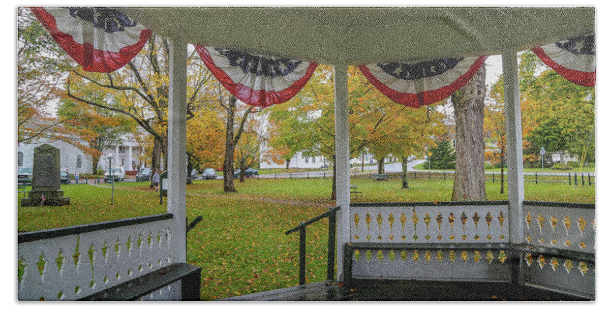 Gazebo Bath Towel featuring the photograph Bandstand View in Fall by Kevin Craft