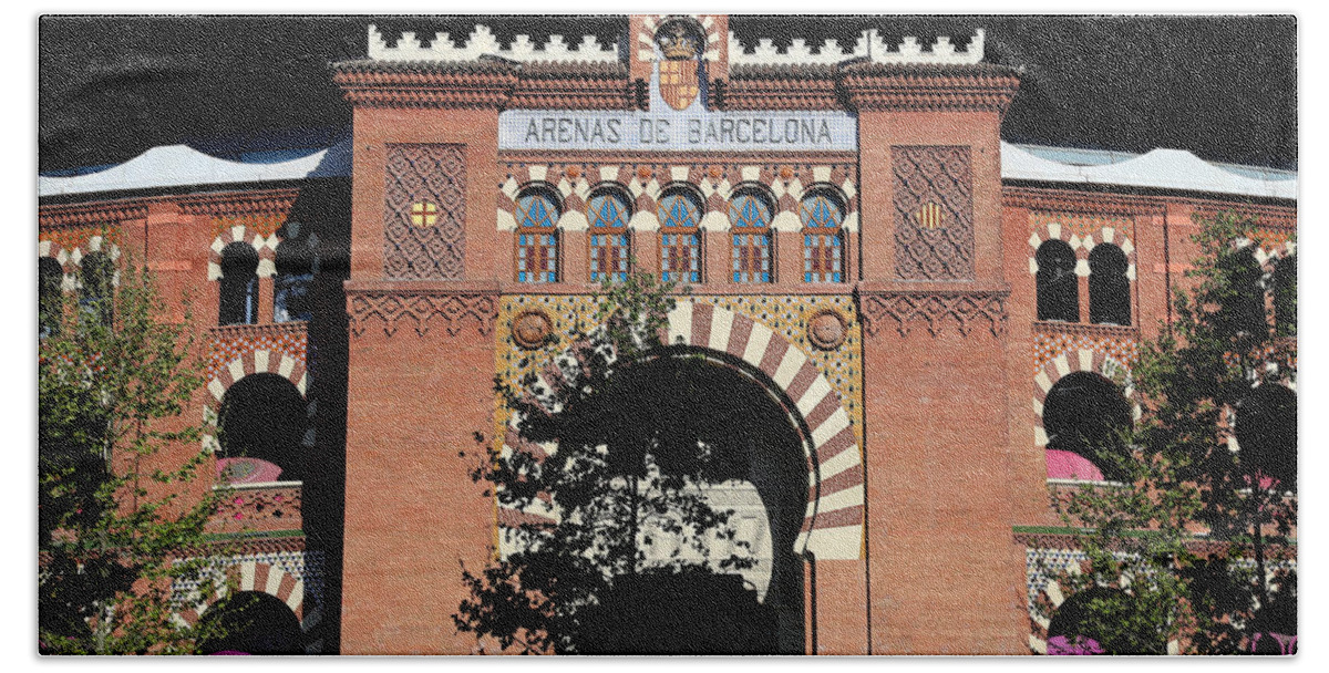 Barcelona Arena Bath Towel featuring the photograph Barcelona Arena by Andrew Fare