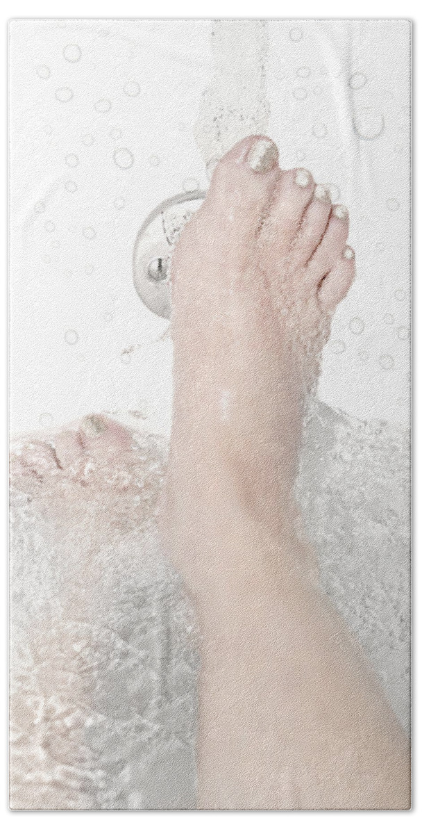 Bath Bath Towel featuring the photograph Bath Spa by Diana Angstadt