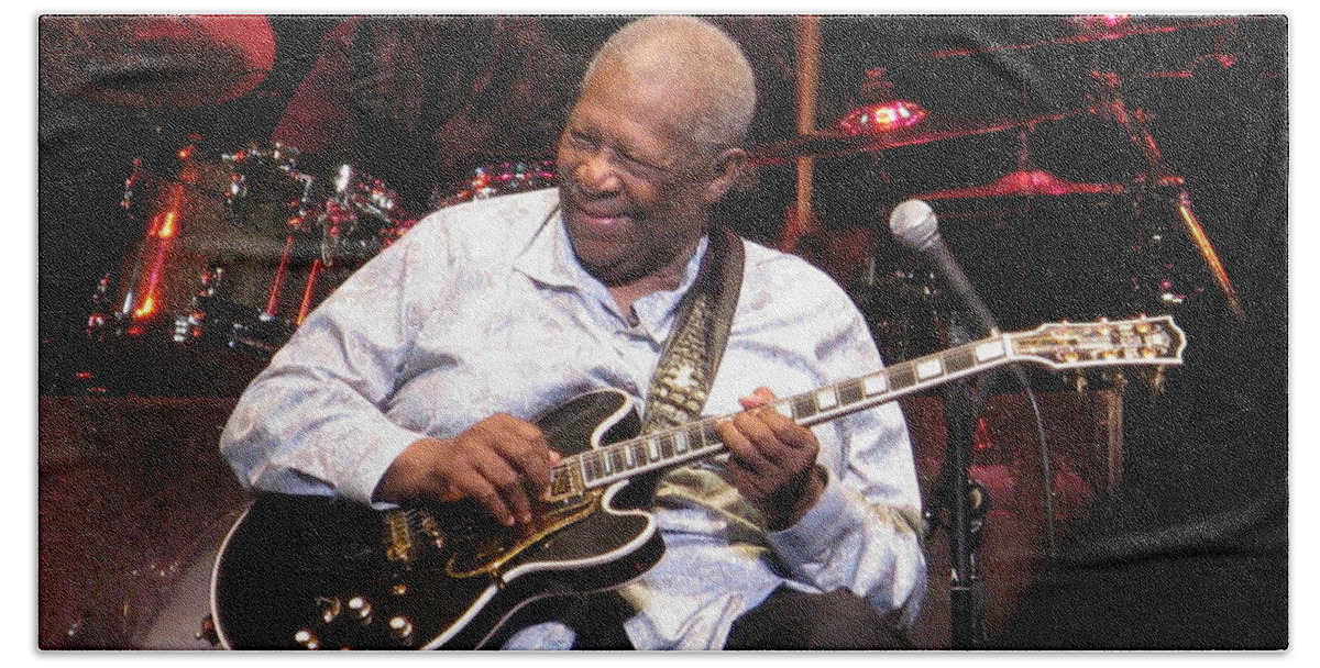 Music Bath Towel featuring the photograph B.B. King by April Sims