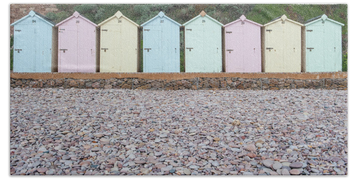 Beach Bath Towel featuring the photograph Beach Huts v by Helen Jackson