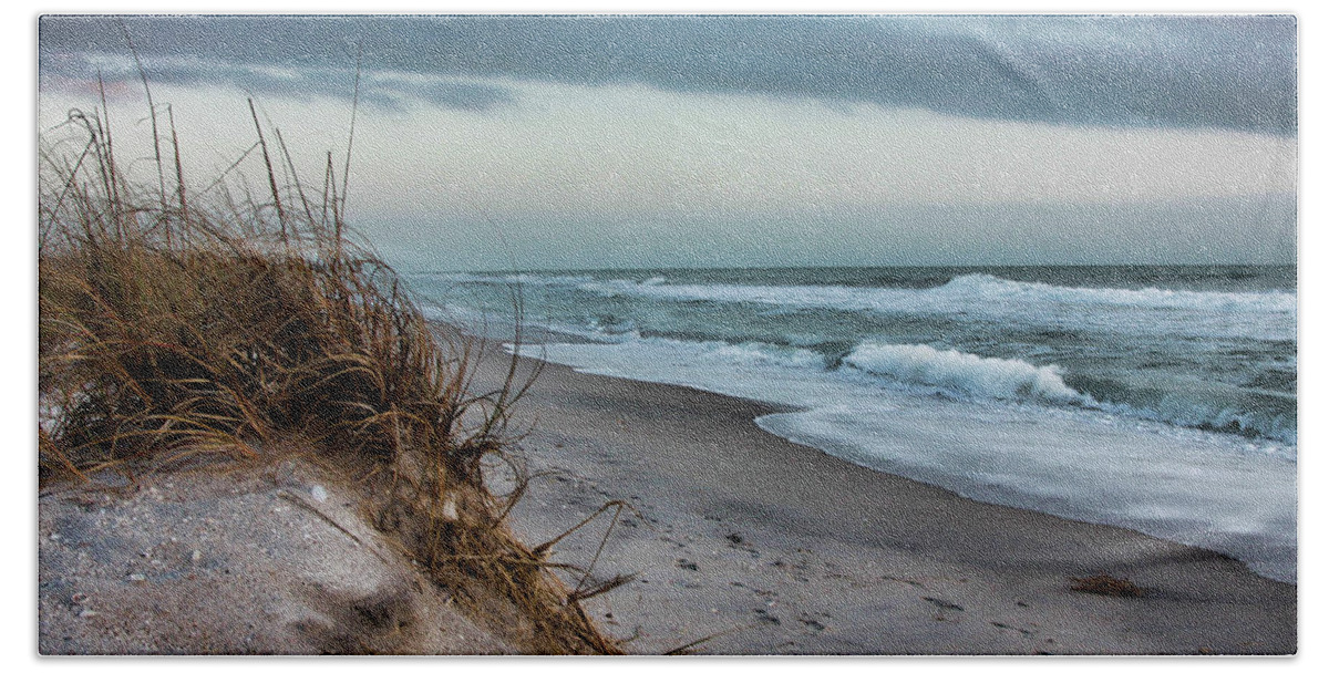 Beach Florida Art Bath Towel featuring the photograph Beach Surrender by Shari Jardina