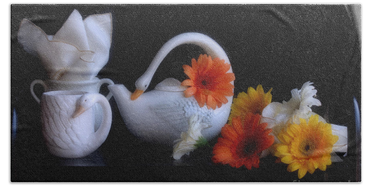 Swan Tea Cup Hand Towel featuring the photograph Beautiful Tea Pot And Tea Cup by Luv Photography