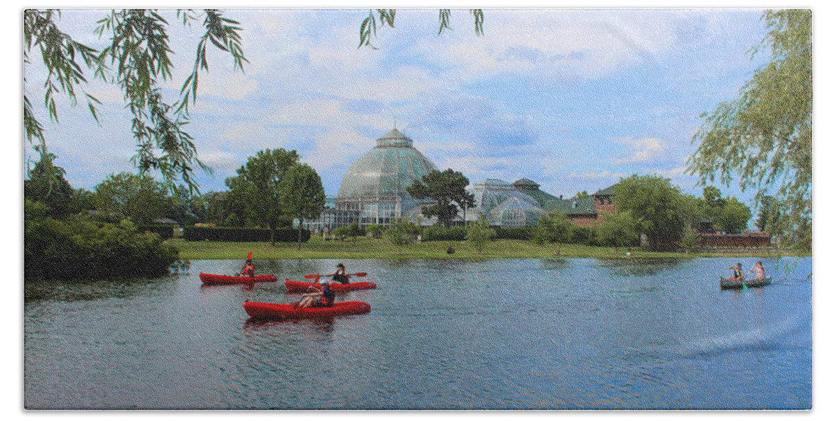 Belle Isle Conservatory Bath Towel featuring the photograph Belle Isle Conservatory by Michael Rucker