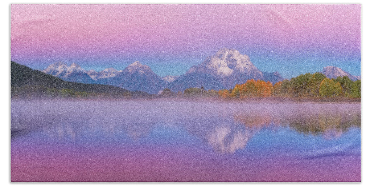 Wyoming Bath Sheet featuring the photograph Belt of Venus at Oxbow Bend by Darren White