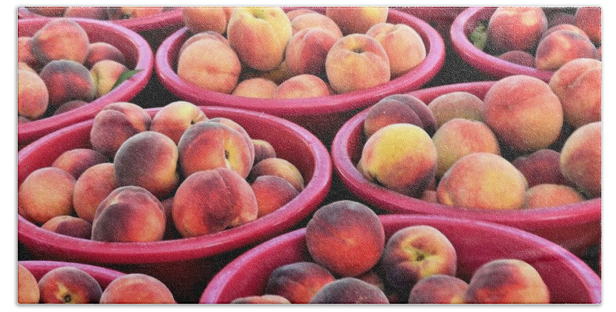  Bath Towel featuring the photograph Bennetts Orchards Peaches by Kim Bemis