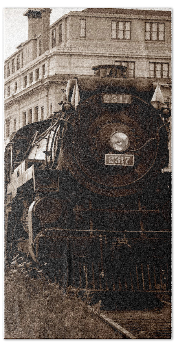 Canadian Pacific Railway Hand Towel featuring the photograph Big Boy... by Arthur Miller