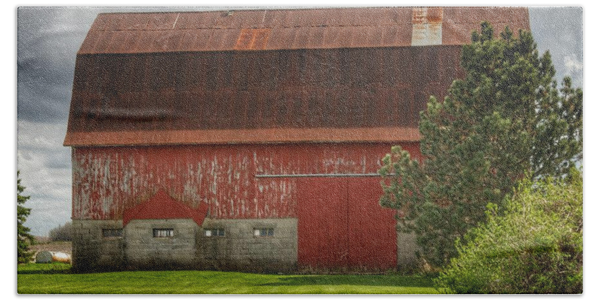 Barn Hand Towel featuring the photograph 0005 - Big Red IV by Sheryl L Sutter