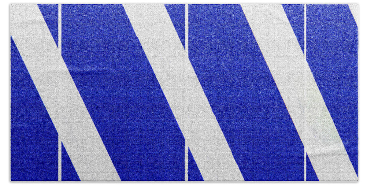 Blue And White Abstract Bath Towel featuring the photograph Blue And White Abstract by Tom Janca