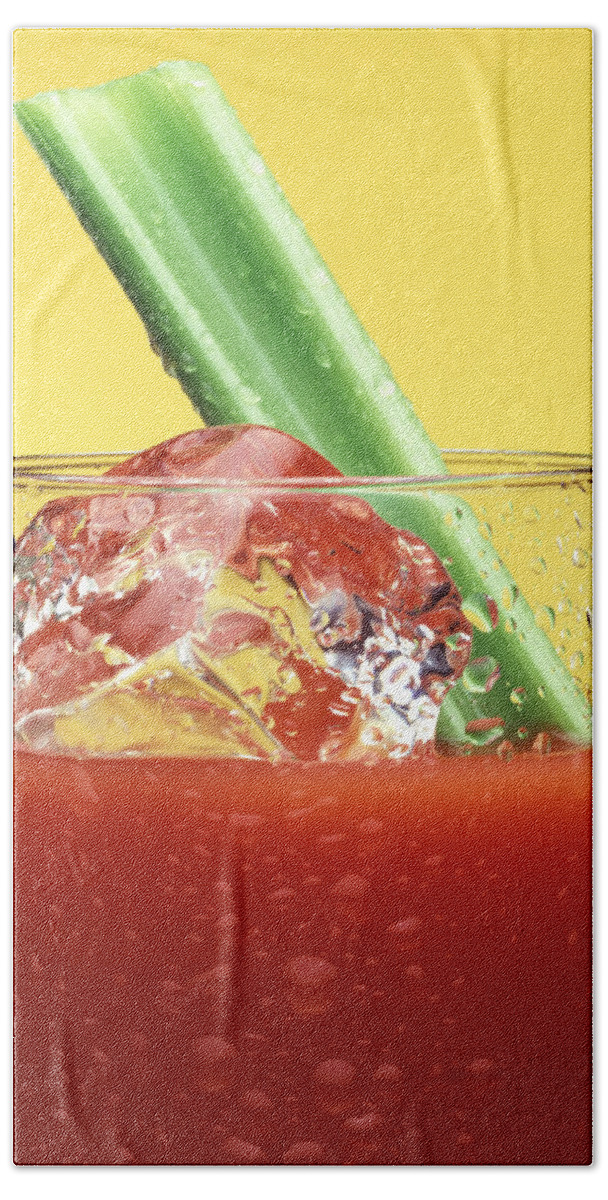 Photo Decor Bath Towel featuring the photograph Bloody Mary by Steven Huszar