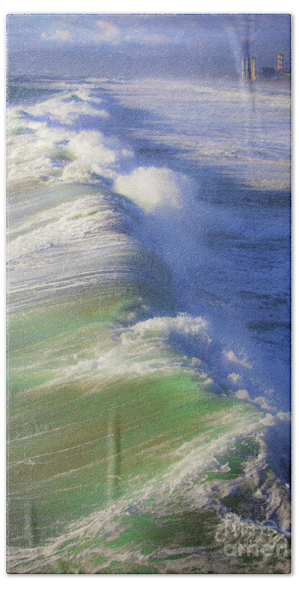 Waves Breaking Beach Original Fine Art Photography Bath Towel featuring the photograph Breaking Waves by Jerry Cowart