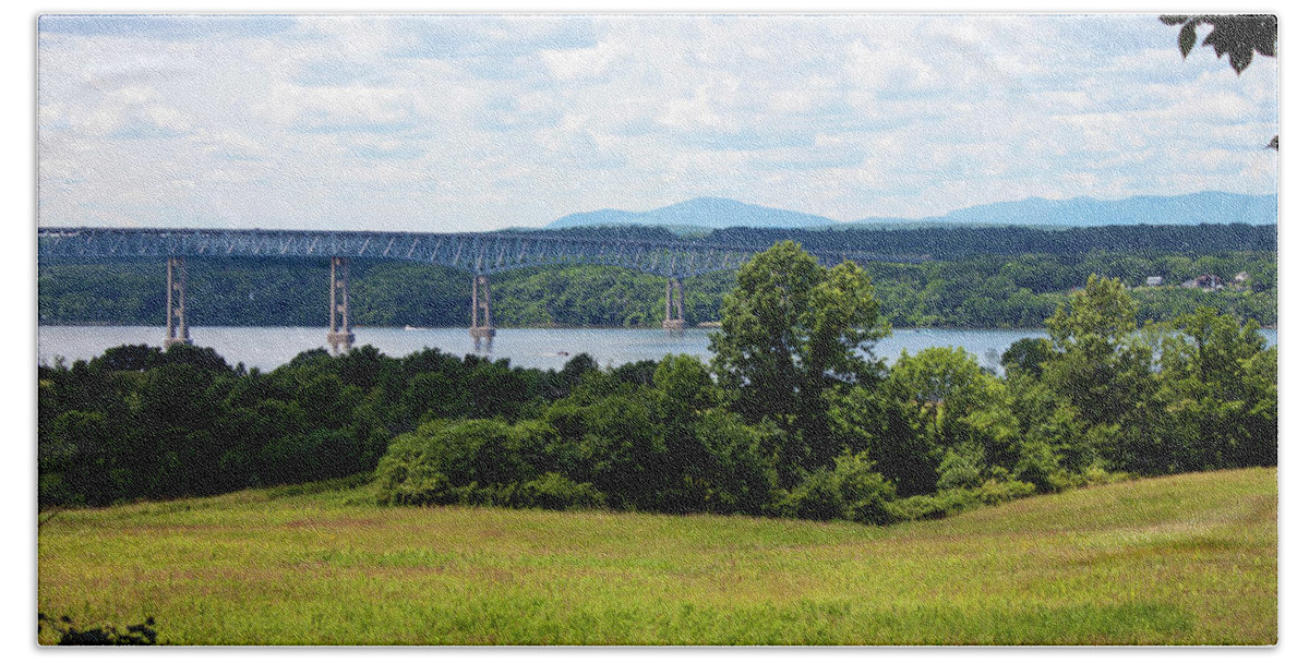 Bridge Hand Towel featuring the photograph Bridge Over the Hudson by Jeff Severson