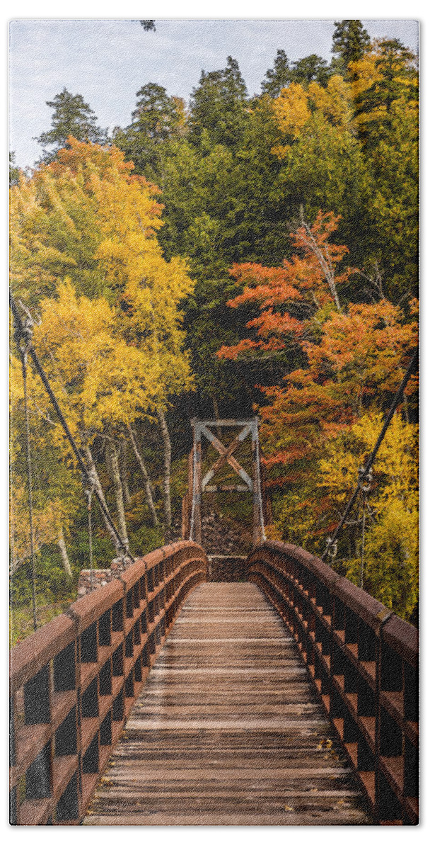 Bridge To Rainbow Falls Bath Towel featuring the photograph Bridge to Rainbow Falls by Paul Freidlund