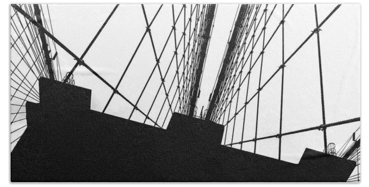 Brooklyn Bridge Bath Towel featuring the photograph Brooklyn Bridge Architectural View by Az Jackson